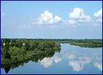 річка Прип'ять, вид на Чорнобильську АЕС