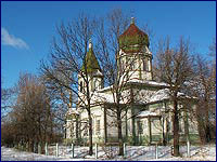 церква в селі Красне (взимку)